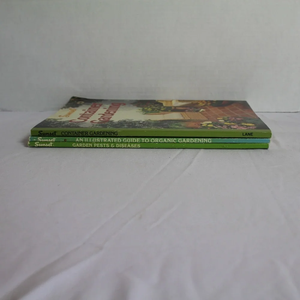 Sunset Gardening Books Lot Container Organic Garden Pests Diseases
